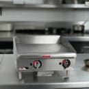 APW Wyott GGM-24S 24" Gas Griddle w/ Manual Controls - 1" Steel Plate, Liquid Propane thumbnail 2