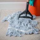 Carlisle Medium Finishing Mop Head - 4 Ply Rayon/Cotton, Blue/White (369670B14) thumbnail 5