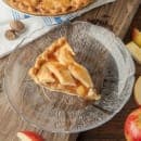 Carlisle 7 1/2" Round Plastic Salad Plate, Clear (695407) thumbnail 5