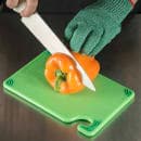San Jamar CBG6938GN Saf-T-Grip Bar Cutting board, 6 x 9 x 3/8 in, NSF, Green thumbnail 5
