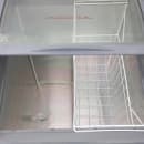 Avanti CFC436Q0WG 24 1/2" Commercial Sliding Glass Top Freezer or Refrigerator - White, 120v thumbnail 4