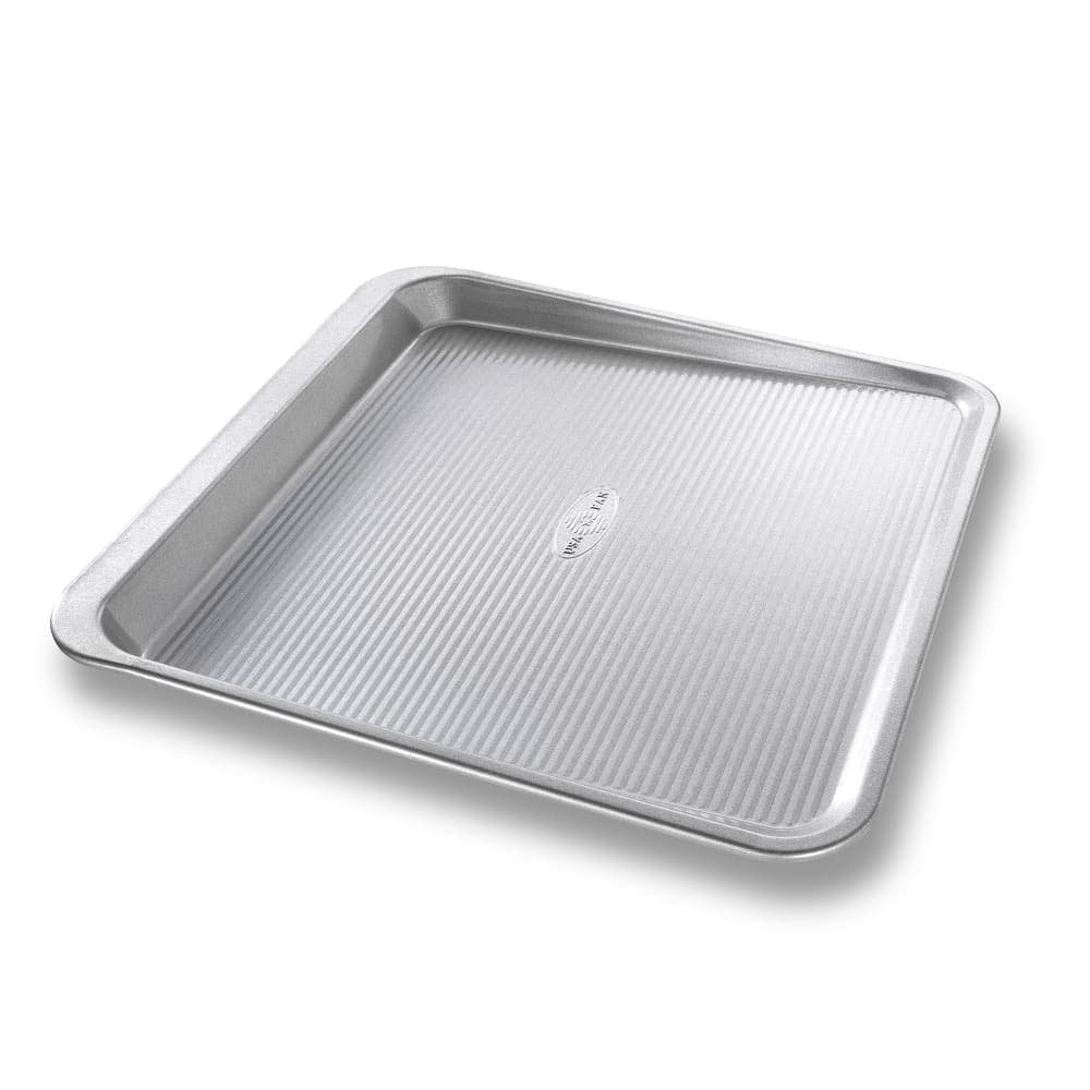 USA Pan 1/2 Half Size Bun / Sheet Pan - 14" x 14" x 1", 22 gauge Aluminum, AMERICOAT® (20300)