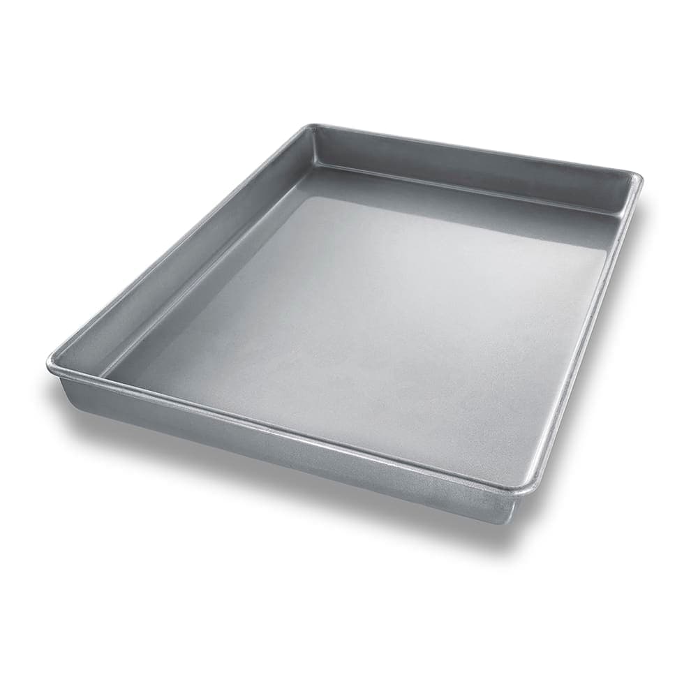 Chicago Metallic Rectangular Sheet Cake Pan - 25 11/50" x 17 11/50", Aluminized Steel, AMERICOAT® Glazed (40237)