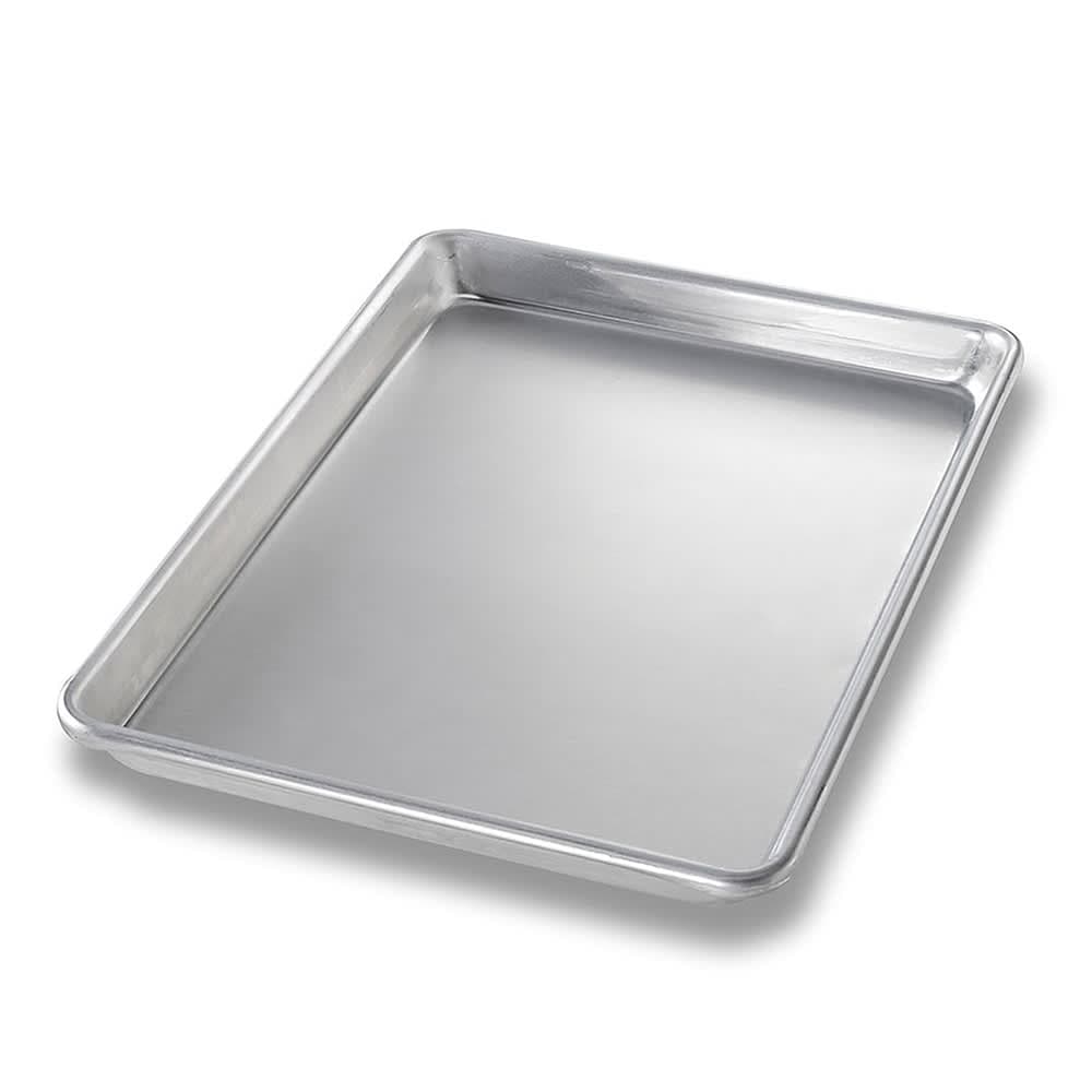 Chicago Metallic 1/4 Quarter Size Bun / Sheet Pan - 13" x 9 1/2" x 1", 16 gauge Aluminum, AMERICOAT® (40455)