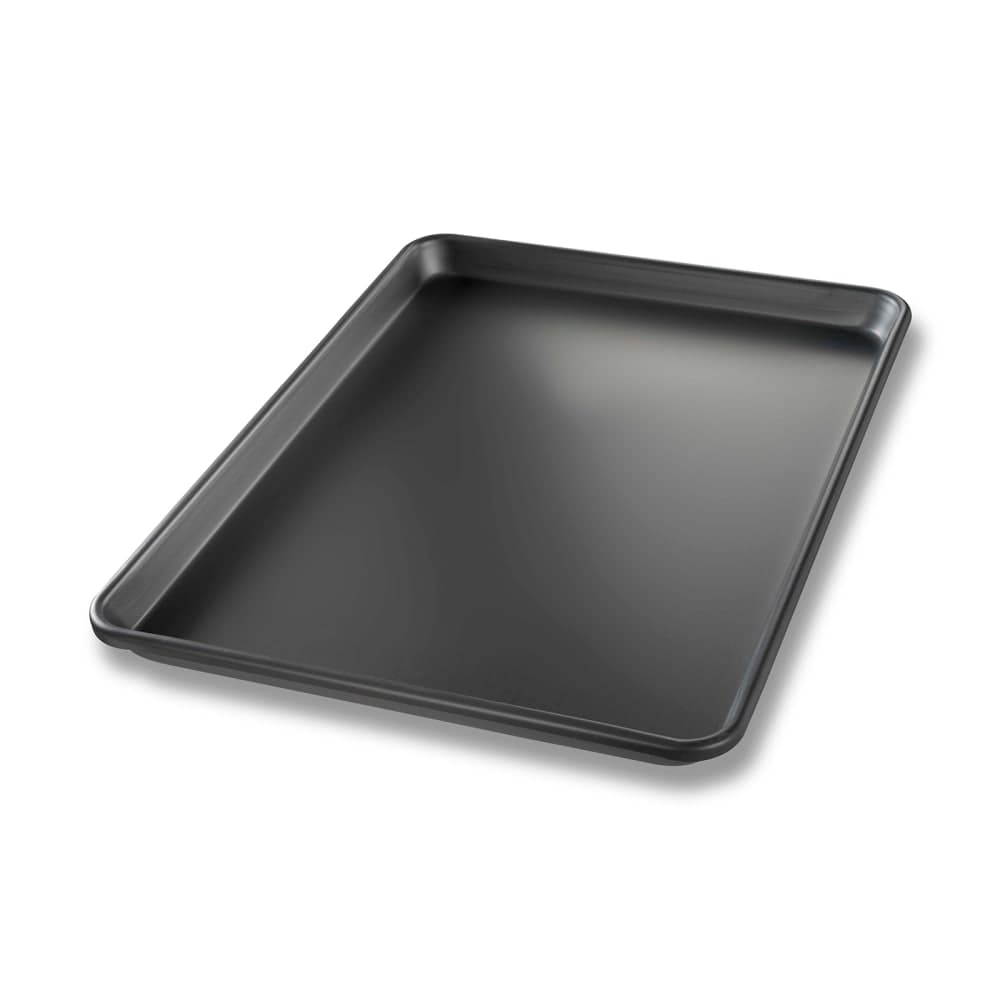 Chicago Metallic 1/2 Half Size Bun / Sheet Pan - 17 3/4" x 12 7/8", 14 gauge Aluminum, Hardcoat (40954)