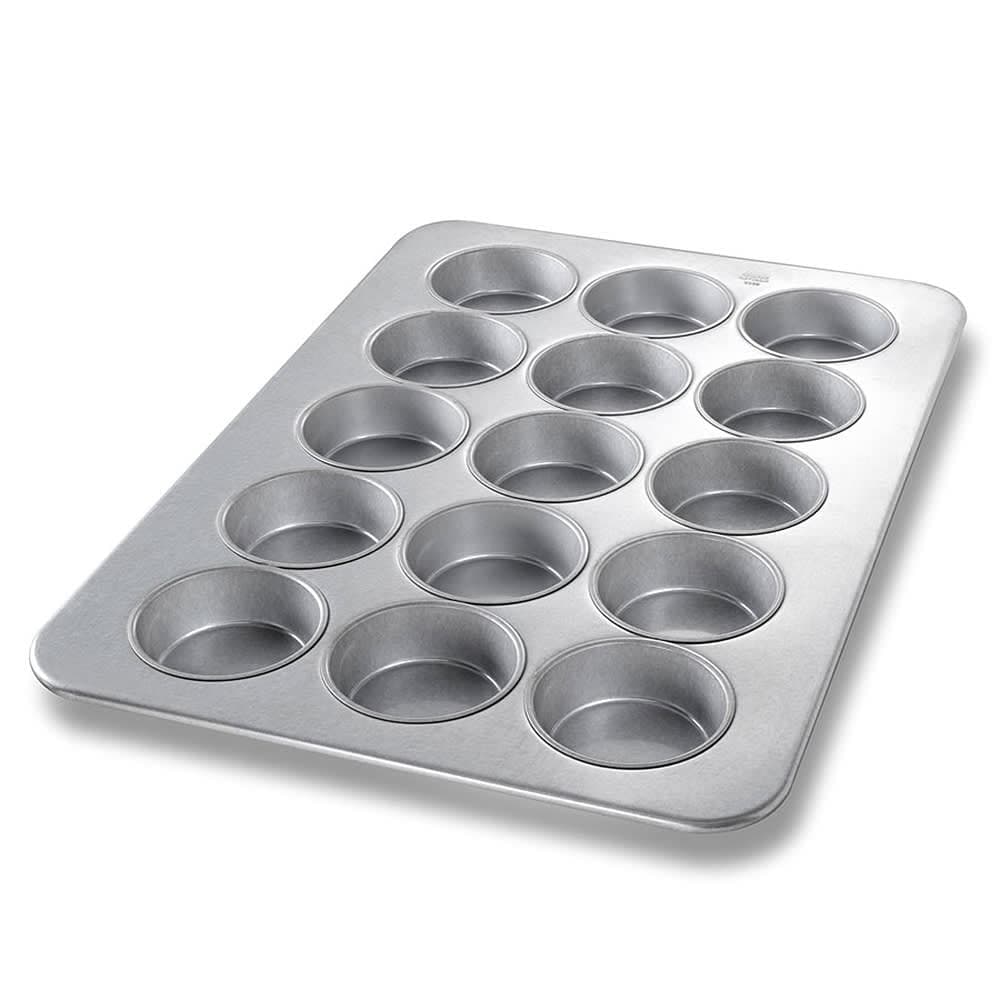 Chicago Metallic Muffin/Mini Cake Pan, Makes (15) 4 1/4" Cakes, AMERICOAT Glazed 26 ga Aluminized Steel (45305)