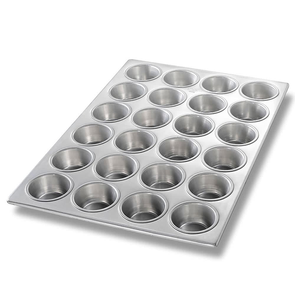Chicago Metallic Muffin/Cupcake Pan, Makes (24) 2 3/4" Cakes, Noncoated 20 ga Aluminum (46520)