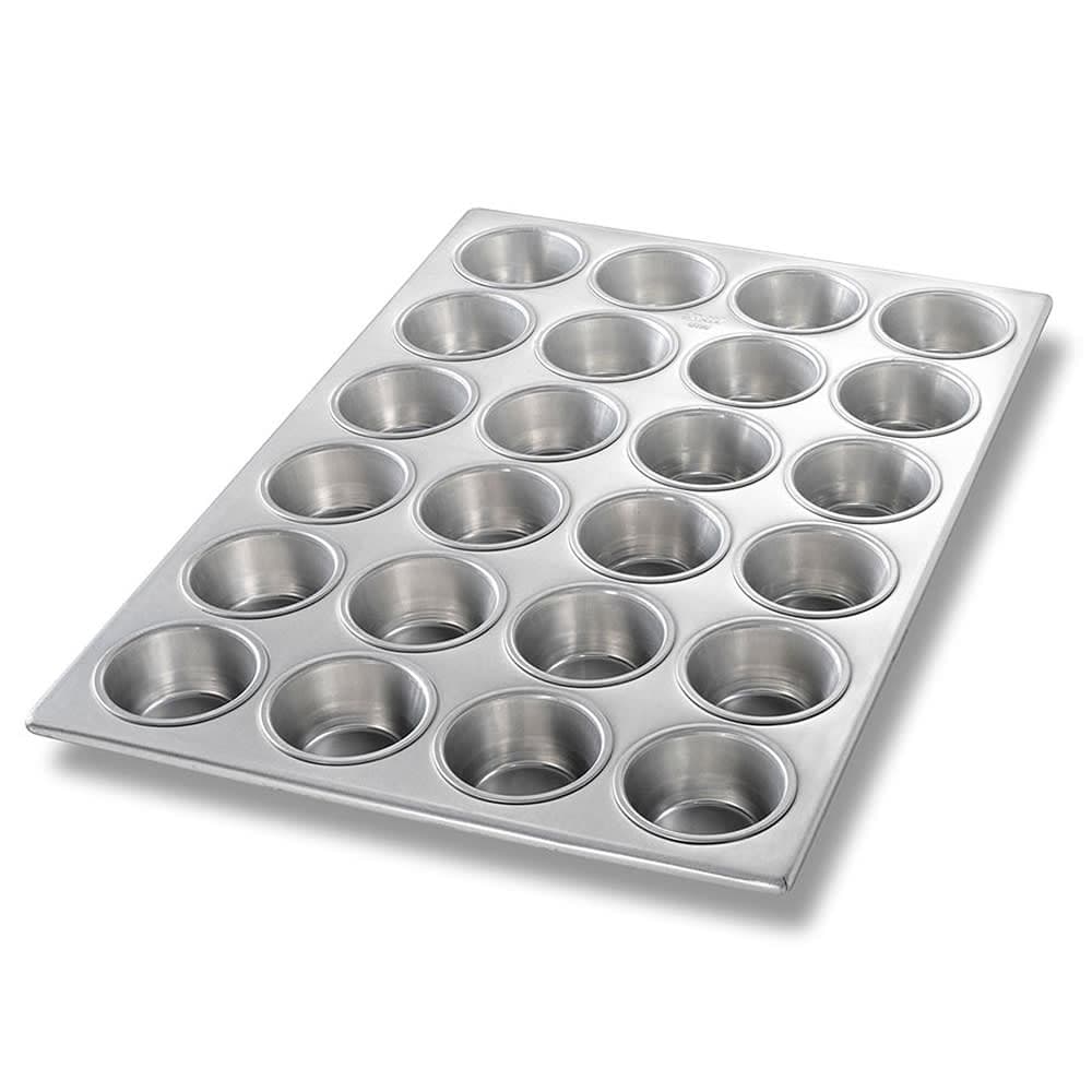 Chicago Metallic Muffin/Cupcake Pan, Makes (24) 2 3/4" Cakes, AMERICOAT Glazed 20 ga Aluminum (46525)