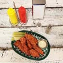 Tablecraft 1076FG Chicago Platter Basket - 10 1/2 x 7 x 1 1/2", Polypropylene, Oval, Forest Green thumbnail 6