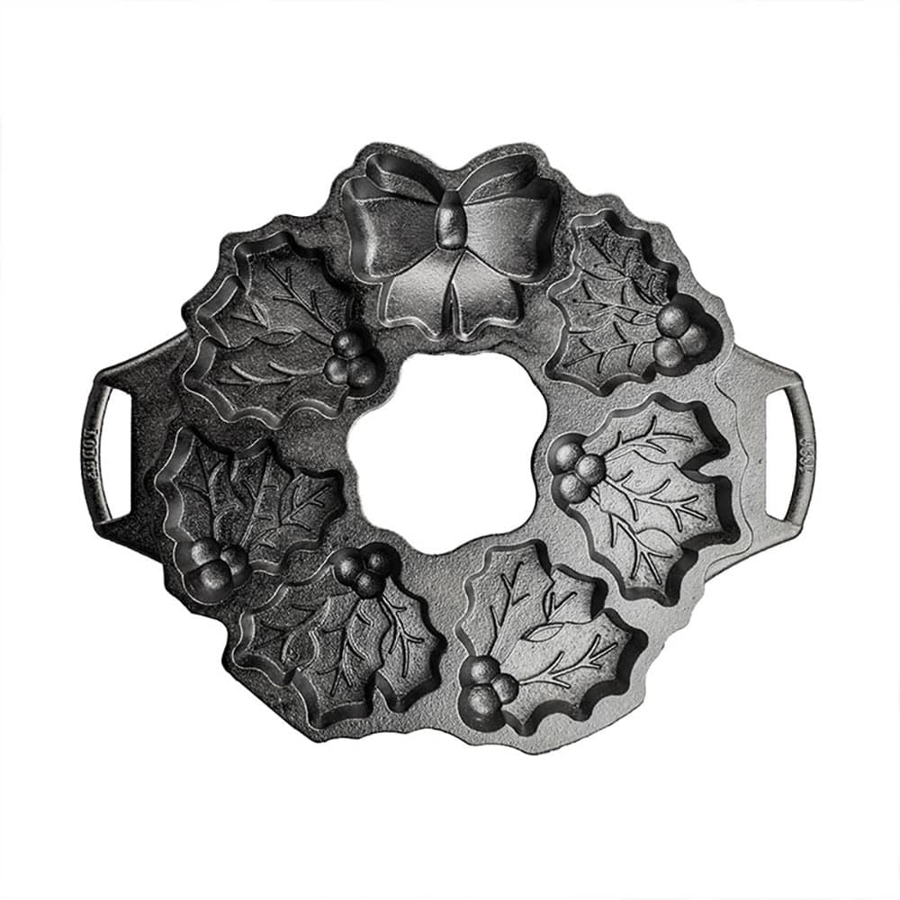 Lodge Cast Iron Holiday Wreath Pan w/ Handles (BWHW)