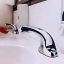 Krowne 16-197 Deck Mount Electronic Faucet - 4" Centers, Fixed Spout, Battery Operated thumbnail 2