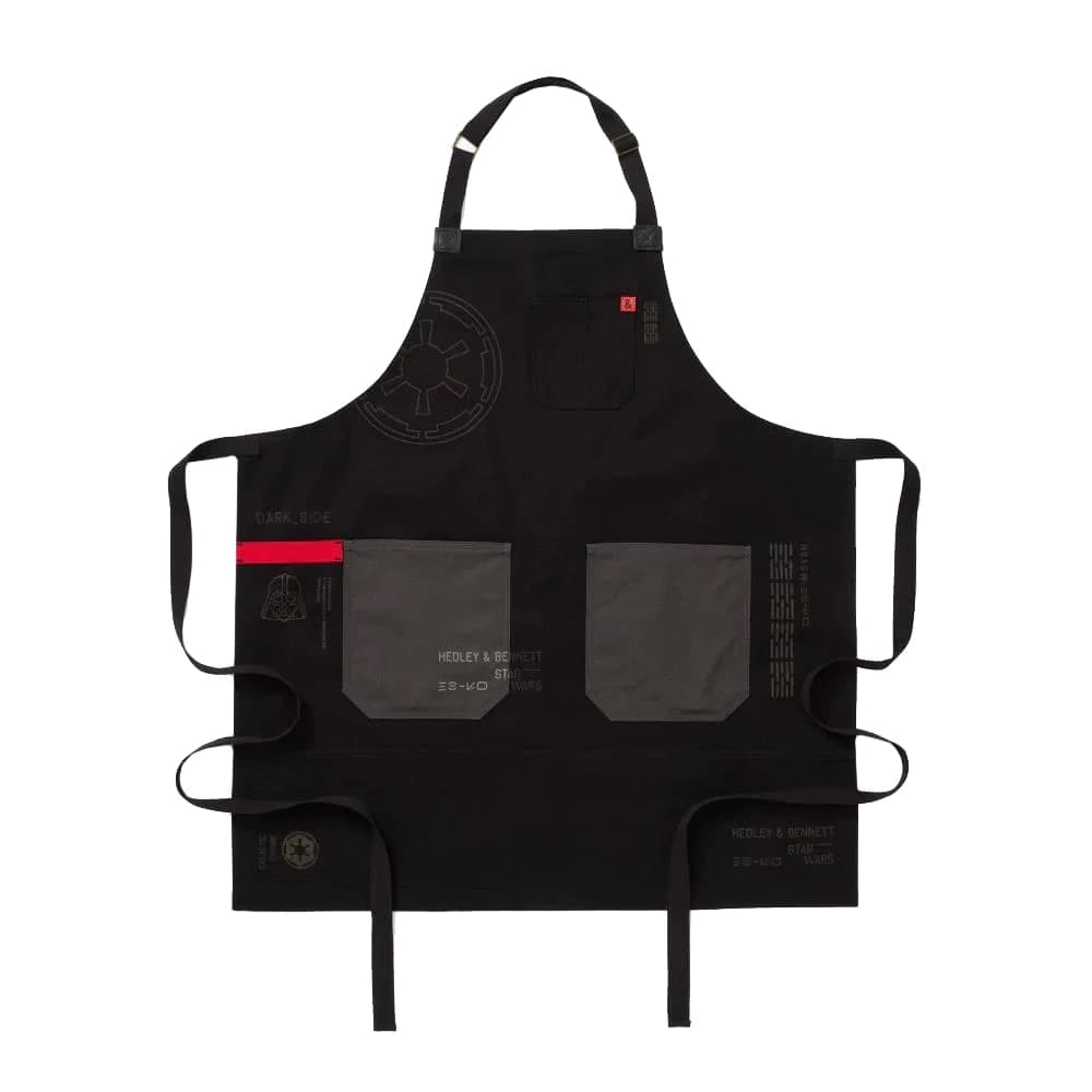Hedley & Bennett Full Length Bib Apron w/ (2) Pockets - 33" x 30", Cotton, STAR WARS™ Darth Vader (HB001801 (CTFD-ESS-SWDV))