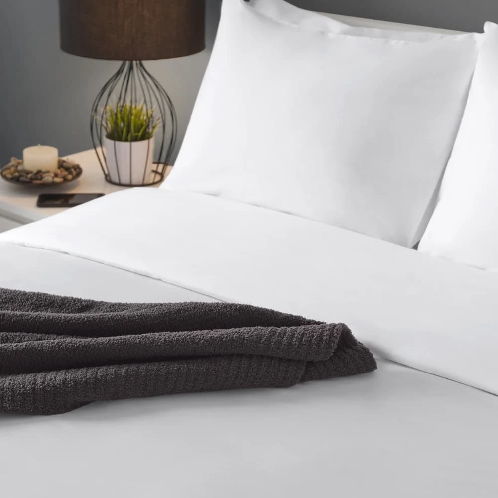 Sobelcale T200 Pillowcase, Full, 21" x 32", White