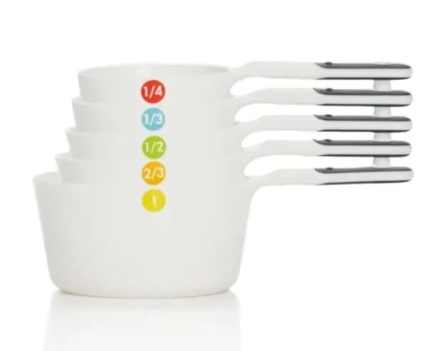 6 Piece Plastic Measuring Cups Set – White