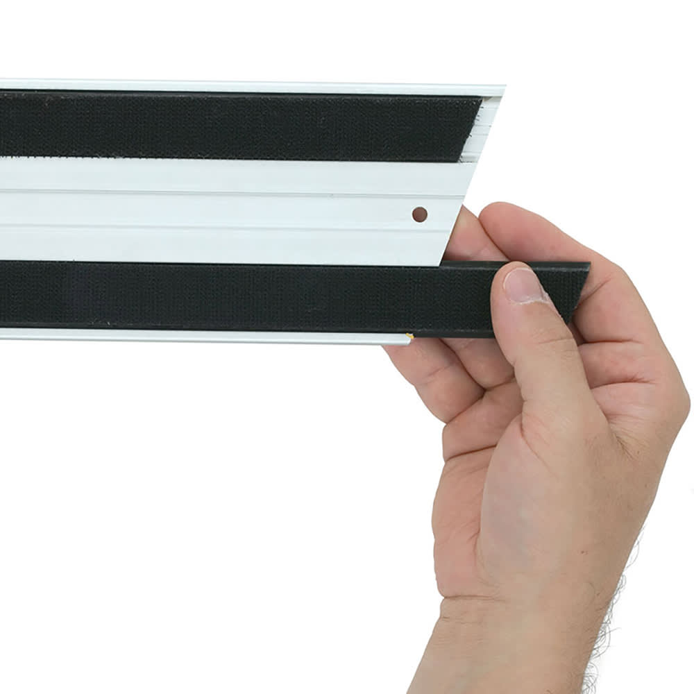 Rubbermaid FGQ18000BK00 18" Quick Connect Hook & Loop Replacement Set - Black