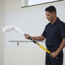 Rubbermaid FGQ85300WH00 22" Hygen Multi-Purpose Flexible Microfiber Duster thumbnail 5