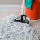 Carlisle 60" Quik-Release™ Mop Handle w/ Plastic Head, Fiberglass, White (4166402) thumbnail 5