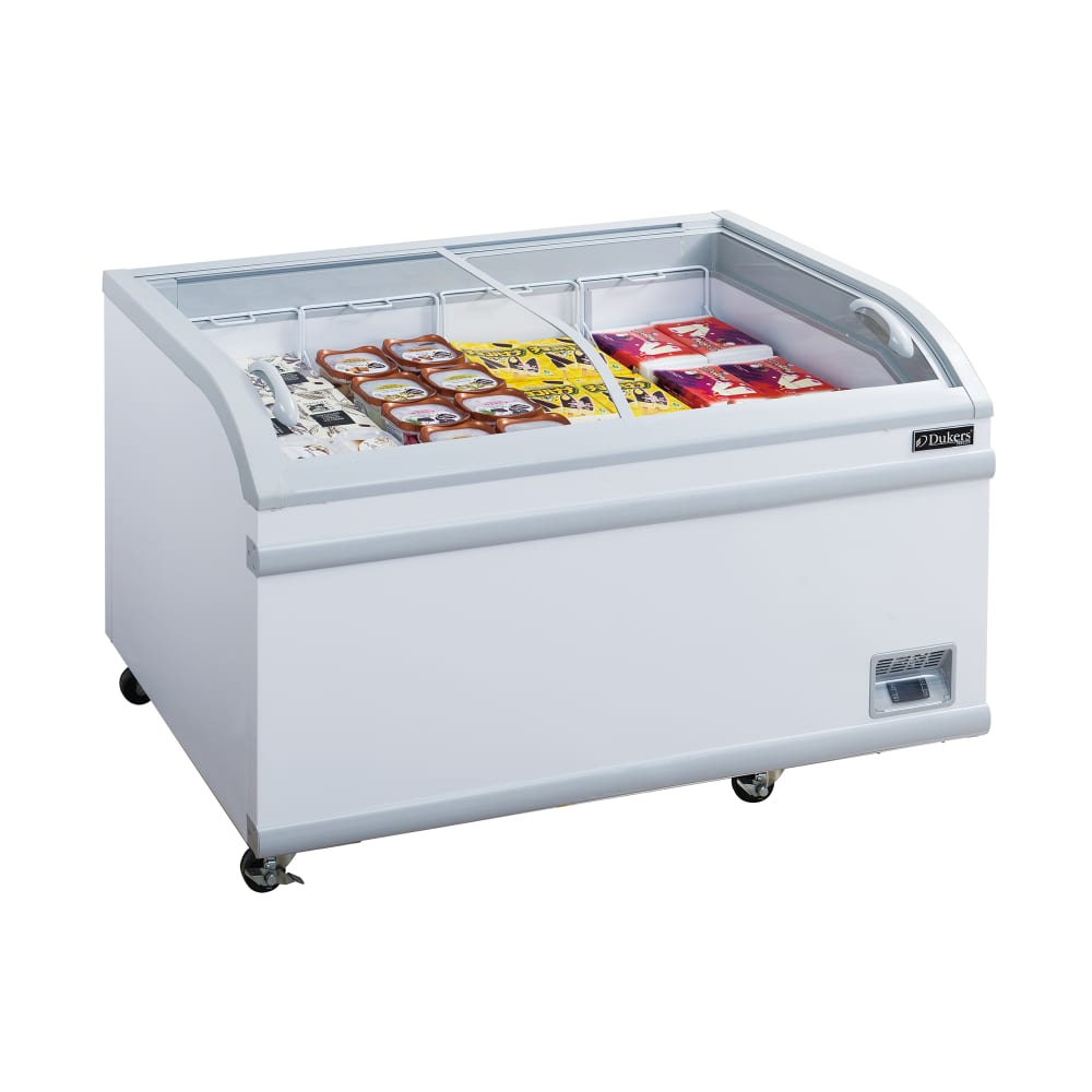 Dukers WD-500Y 56 5/8" Mobile Chest Freezer w/ (4) Baskets - White, 115v