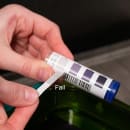 San Jamar SANISTRIPS Chlorine Test Strips w/ Color Coded Test Chart thumbnail 4