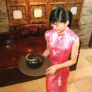 Cambro 1400CT138 14" Round Camtread Serving Tray - Fiberglass, Tavern Tan thumbnail 4