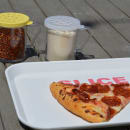 Cambro 96SKRP135 10 oz Shaker/Dredge w/ Lid for Parsley, Polycarbonate thumbnail 2