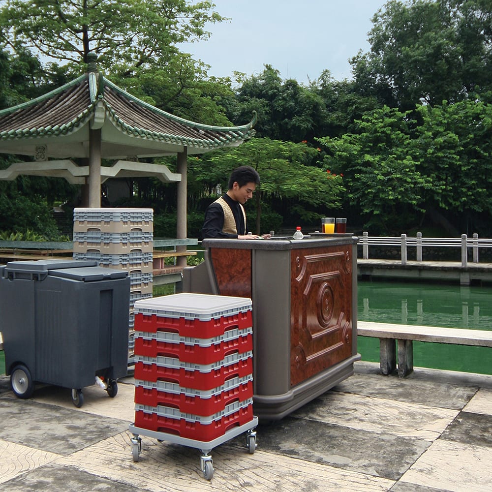 Cambro BAR650DSPM669 67 1/2" Portable Bar - Post-Mix Drink System, 80 lb Ice Sink, Carmel