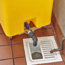 Cambro IBSD37229 Mobile Soak & Brine Tank - 37 Gallon Capacity, Clear Cover/Yellow Base thumbnail 6