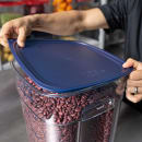 Cambro SFC12FPPP267 CamSquare® FreshPro Cover for 12, 18 & 22 qt Containers, Polyethylene, Translucent Blue thumbnail 3