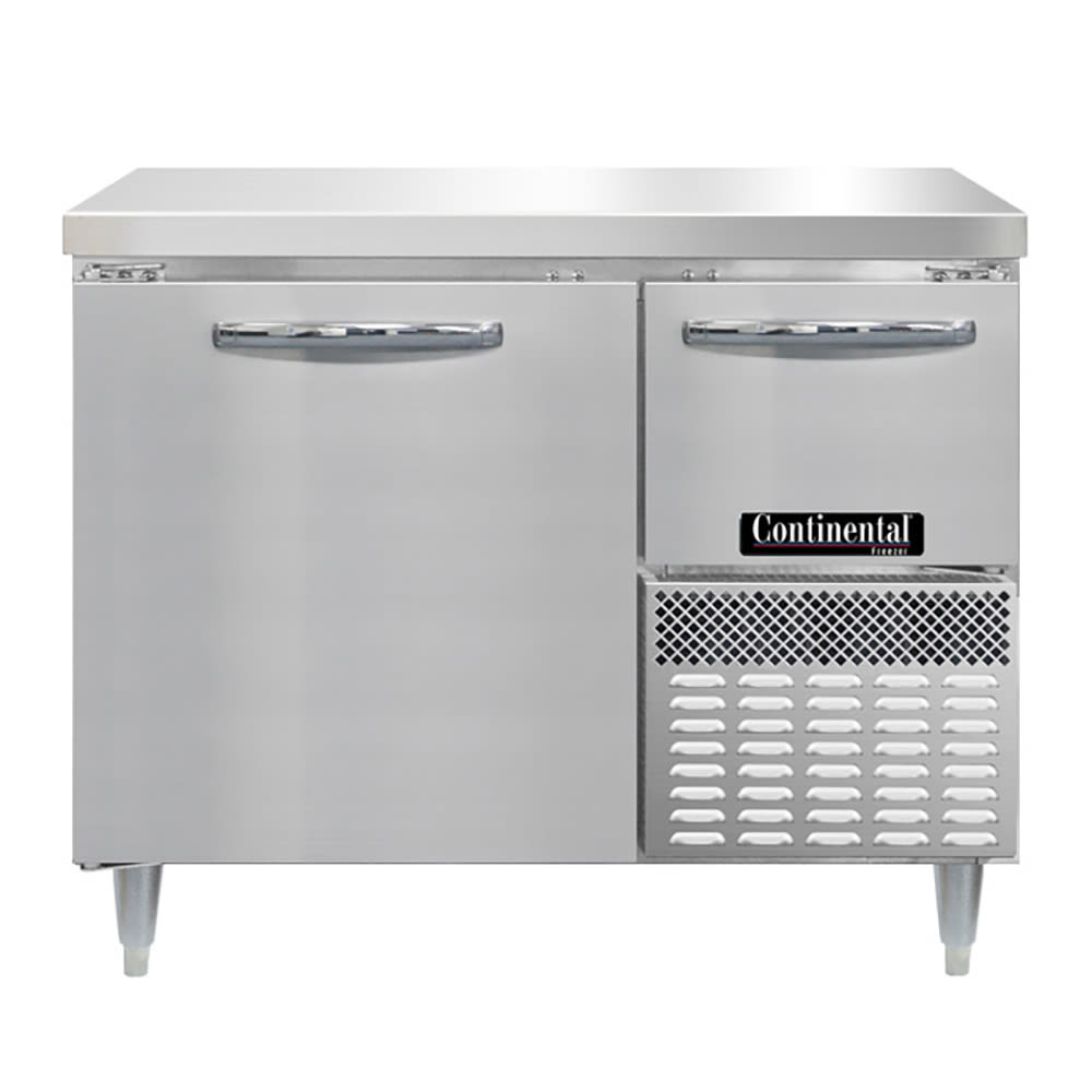 Continental DFA43NSS 43" W Worktop Freezer w/ (2) Sections & (2) Doors, 115v