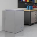 Avanti CF35F2G 20 3/4" Garage Ready Chest Freezer w/ (1) Basket - Platinum, 110v thumbnail 7