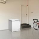 Avanti CF5F0W 25 1/16" Garage Ready Chest Freezer w/ (1) Basket - White, 120v thumbnail 7