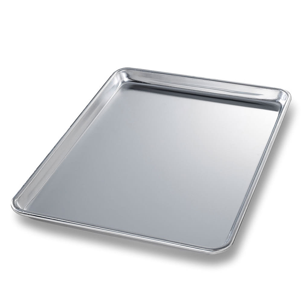 Chicago Metallic 1/2 Half Size Bun / Sheet Pan - 17 3/4" x 13" x 1", 18 gauge Aluminum (40850)