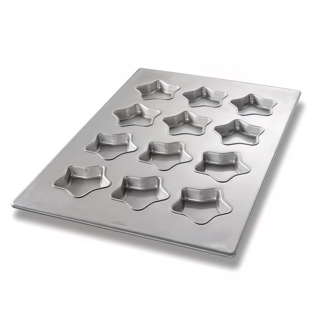 Chicago Metallic Mini Star Cake Pan, Makes (12) 4 1/2" Cakes, AMERICOAT Glazed 22 ga Aluminized Steel (43045)