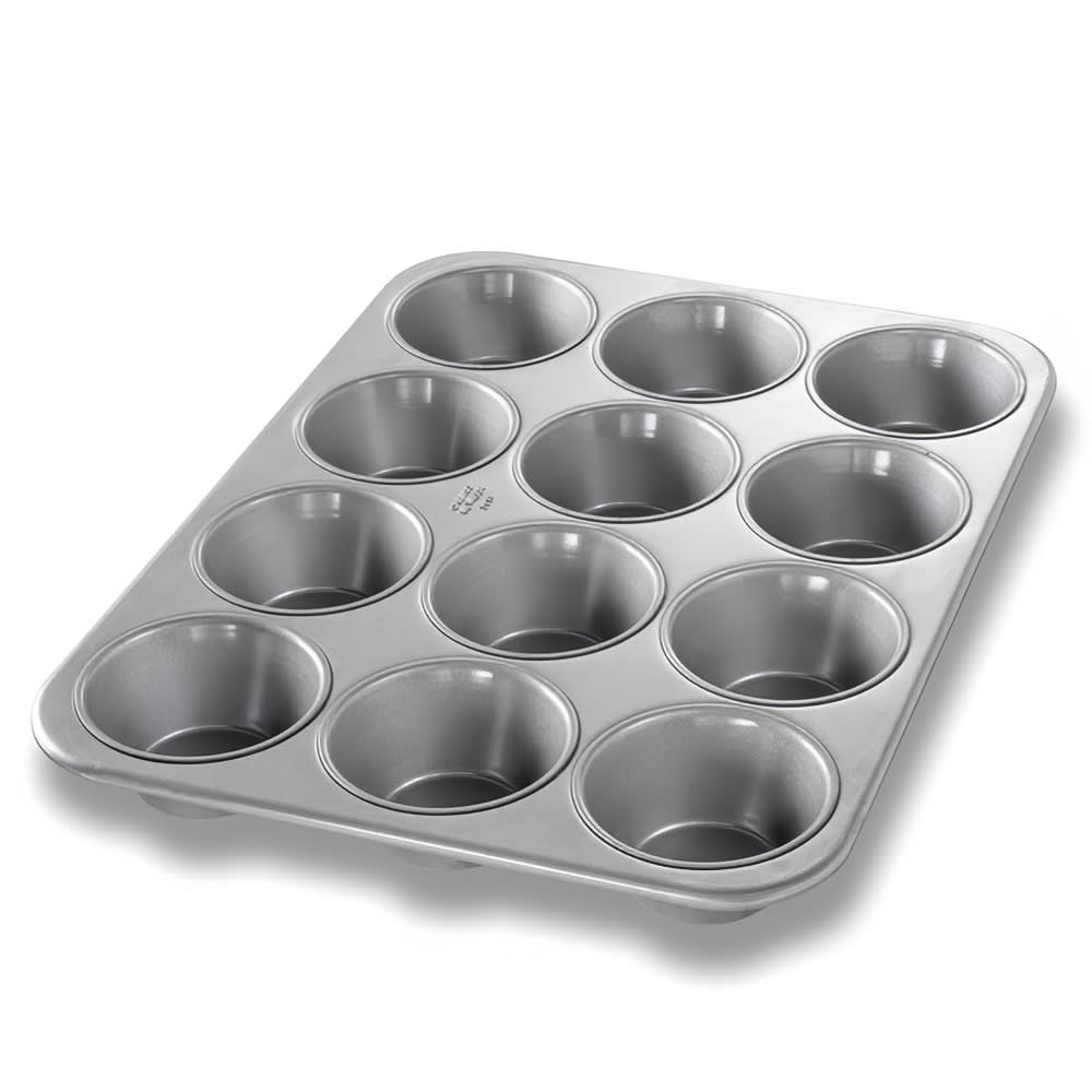 Chicago Metallic Muffin/Pecan Roll Pan, Makes (12) 3 11/16" Muffins, AMERICOAT Glazed 26 ga Aluminized Steel (43695)
