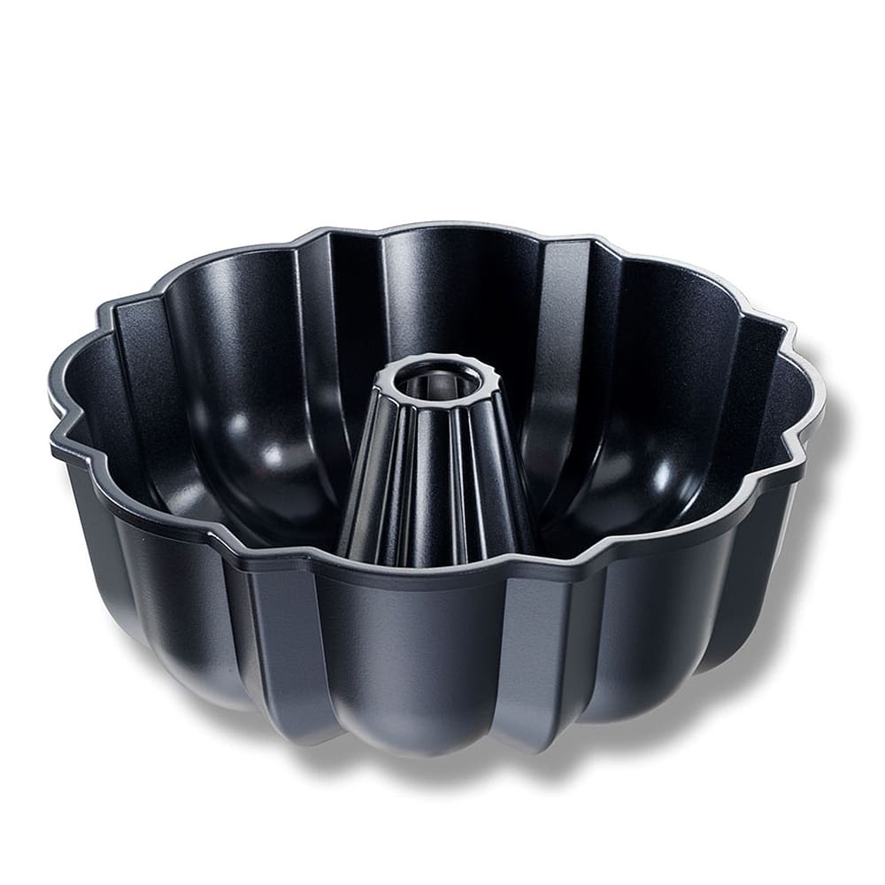 Chicago Metallic Bundt Pan, 10 1/10" dia, Nonstick, 10 ga Cast Aluminum (50136)