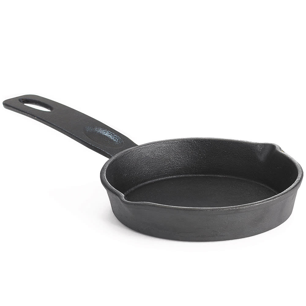 Tablecraft CW30124 6 1/8" Round Cast Iron Mini Skillet w/ Handle