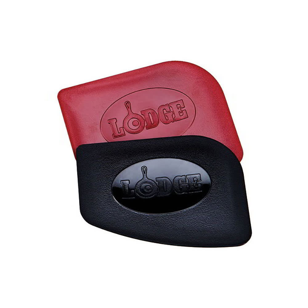 Lodge Pan Scraper Set w/ 1 Red & 1 Black, Polycarbonate (SCRAPERPK)
