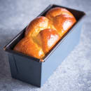 Matfer Bourgeat 331071 Exopan® 23 1/3 oz Bread Mold - 23 1/3"L x 5 1/2"W x 2 7/8", Non-Stick, Steel/Copper Wire Rolled Edge thumbnail 3