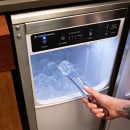 Manitowoc Ice USE0050A CrystalCraft™ 14 3/4"W Large Cube Undercounter Ice Machine - 41 lbs/day, Air Cooled thumbnail 2