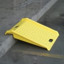 Eagle Manufacturing Curb Ramp w/ 1,000 lb Capacity - 27"L x 27"W x 4"H, Polyethylene, Yellow (1794) thumbnail 3