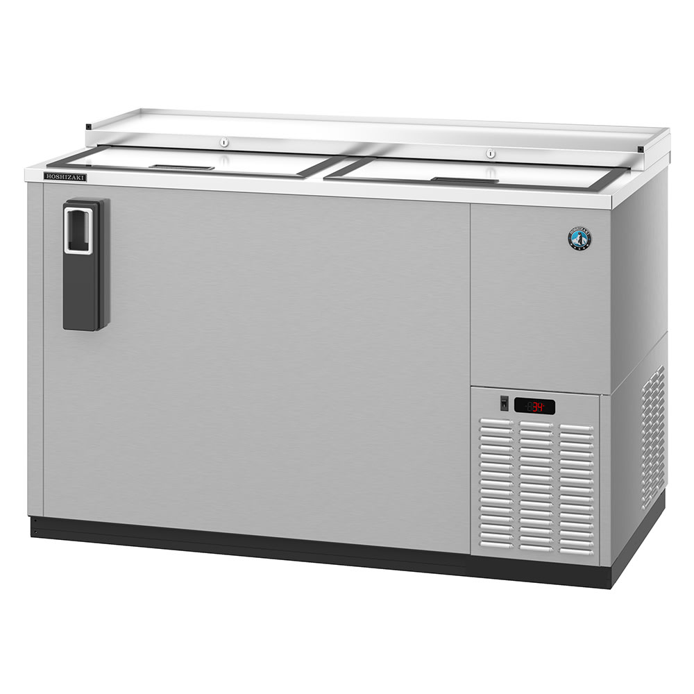 Hoshizaki CC50-S 50 1/2" Forced Air Bottle Cooler - Holds (704) 12 oz Bottles, Lid Locks, 115v