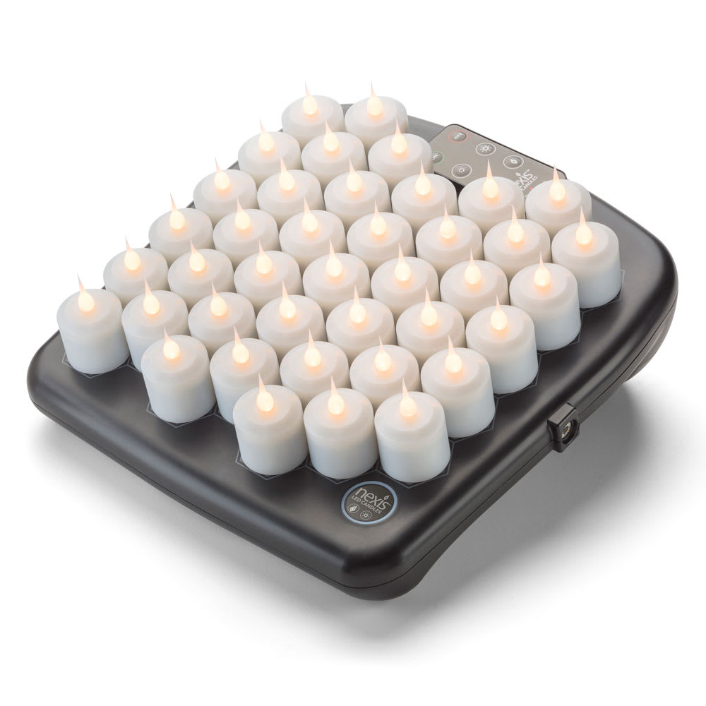Hollowick HFRX40 1 1/2" Round LED Flameless Votive Candle Set w/ Charging Tray - 2 3/10" H, Candlelight Flame