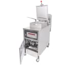 Henny Penny PFG600.07 43 lb Natural Gas Pressure Chicken Fryer - 80,000 BTU thumbnail 7