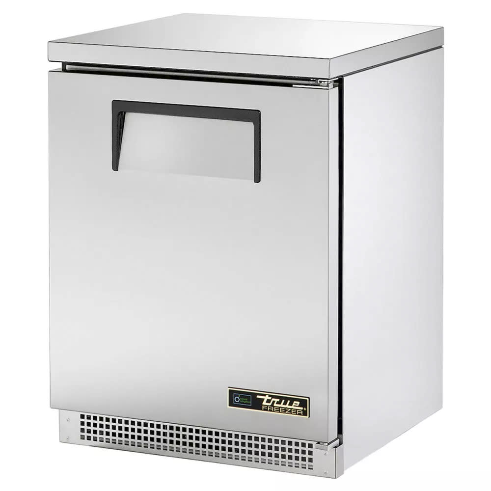 True TUC-24-HC 24" W Undercounter Refrigerator w/ (1) Section & (1) Right Hinge Door, 115v