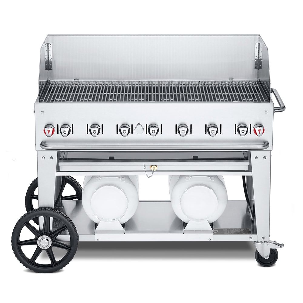 Crown Verity CV-CCB-48WGP 46" Mobile Gas Commercial Outdoor Grill w/ Wind Guards, Liquid Propane