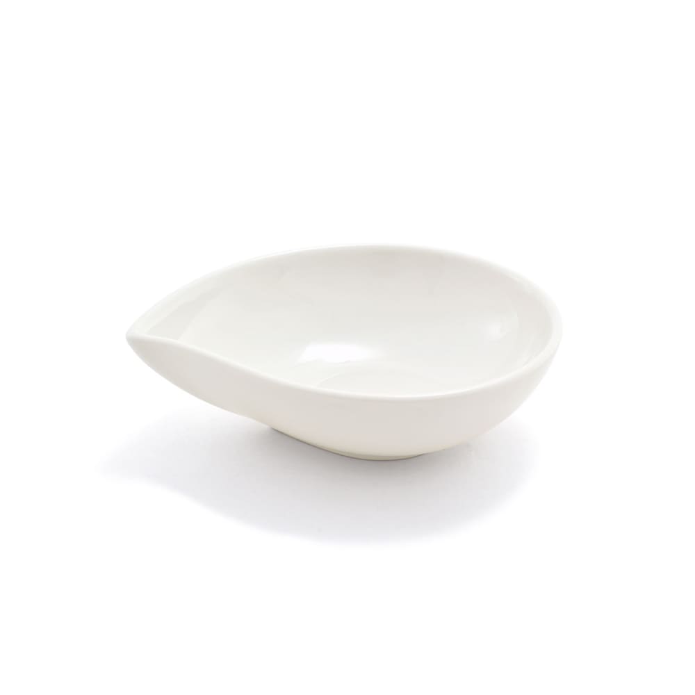 Front of the House 5 oz Teardrop Catalyst® Ramekin - Porcelain, White (DBO071BEP23)