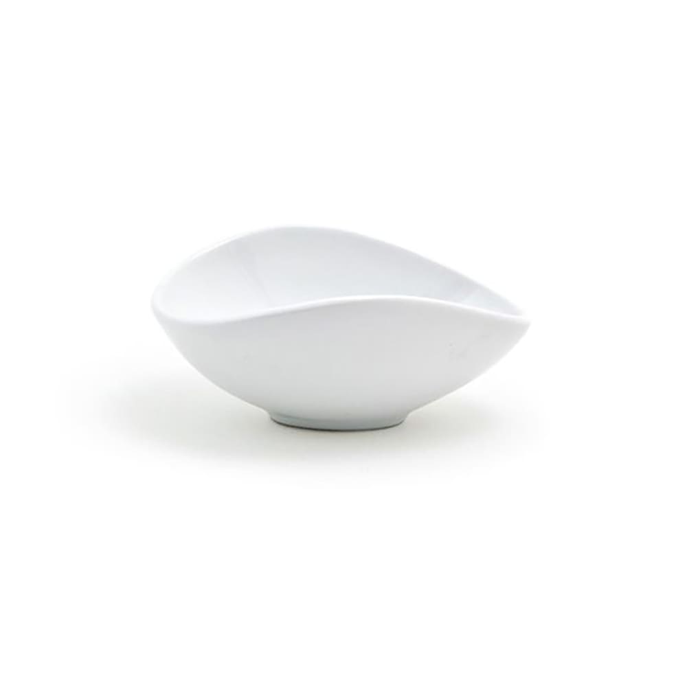 Front of the House 2 oz Oval Ellipse™ Ramekin - Porcelain, White (DSD052WHP23)