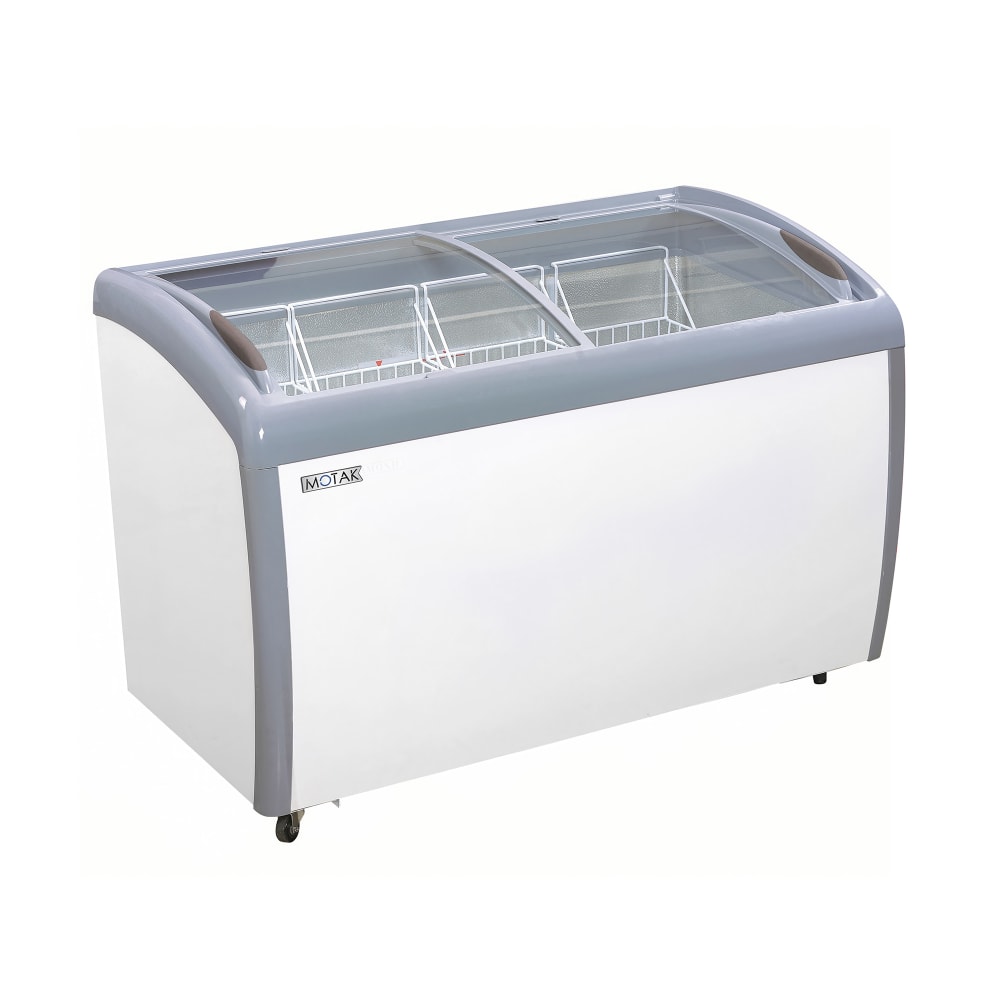 MoTak MICF-4C 60 1/4" Mobile Chest Freezer w/ (5) Baskets - White, 115v
