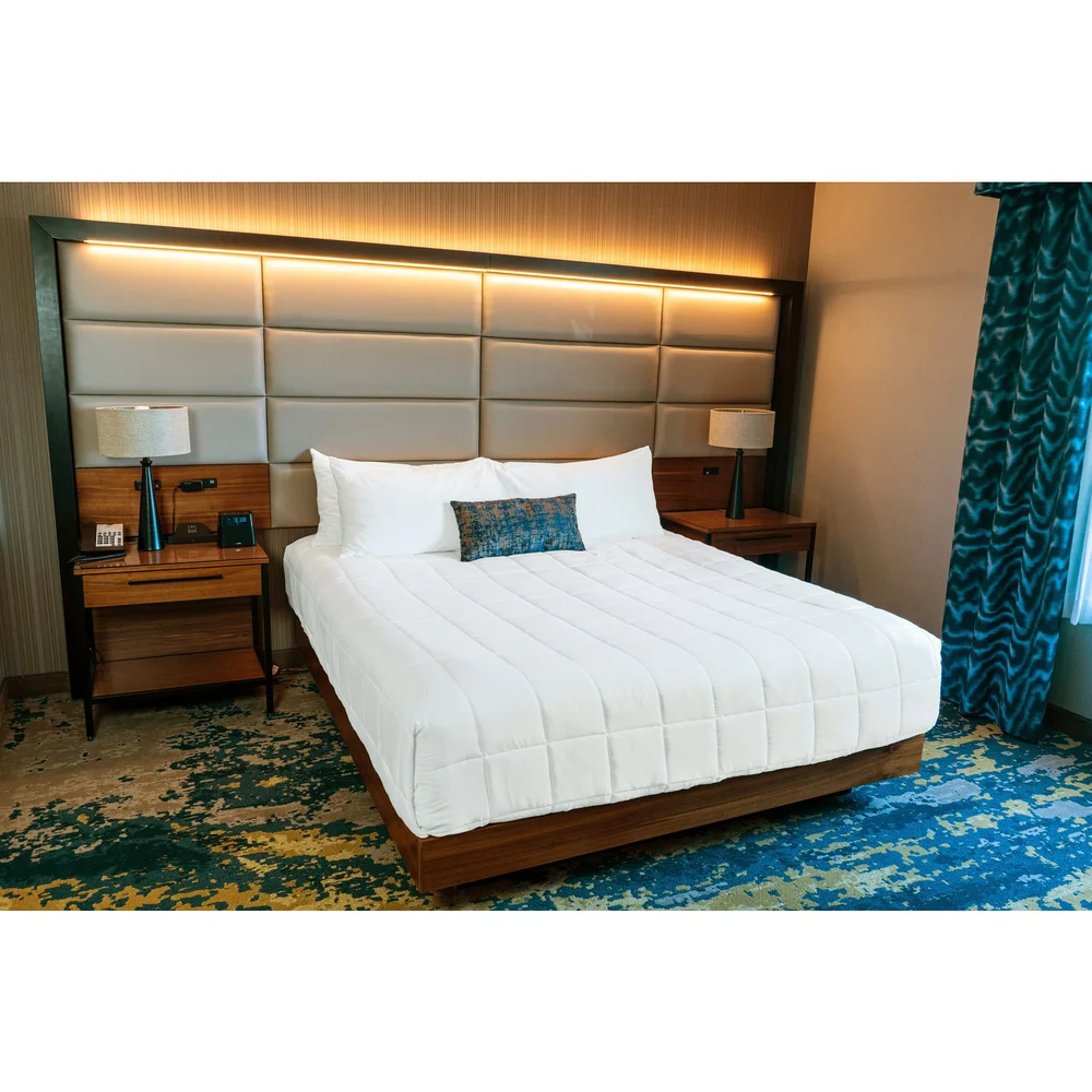 Suite Rest Lightweight Microfiber 30.62oz Filled Blanket, King 108" x 96", White thumbnail 5