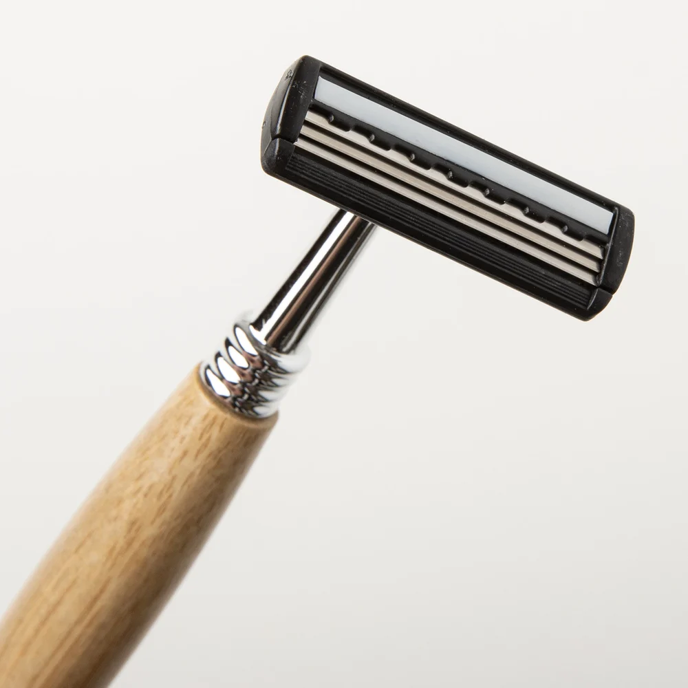 Wooden Razor in Rice Paper Bag thumbnail 2